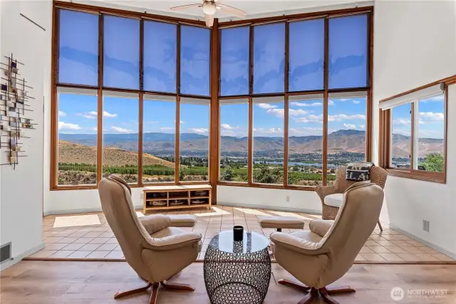 Living with a view on 71 Blue Grade Rd.