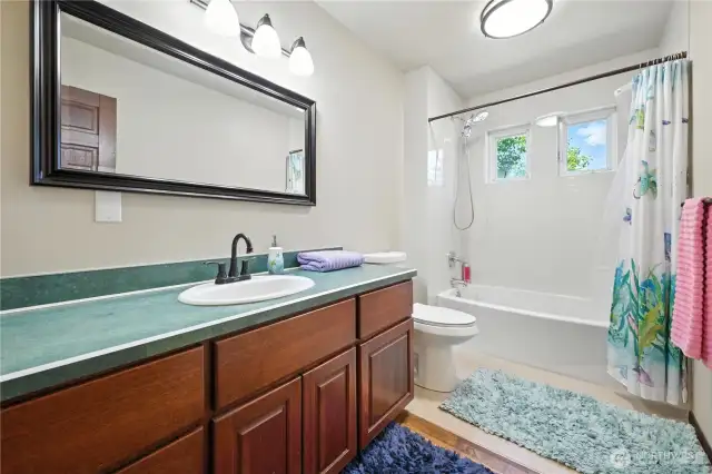 Main Floor Full Bath