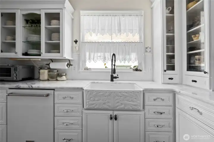Notice the detail in the farm style sink.