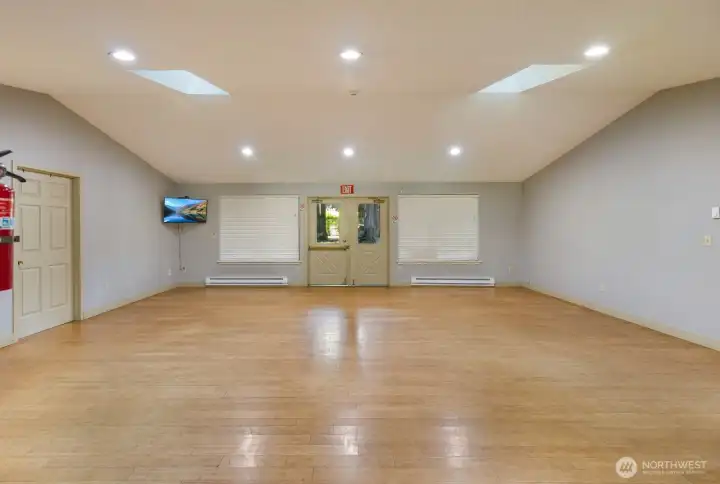 Metting area in the clubhouse.
