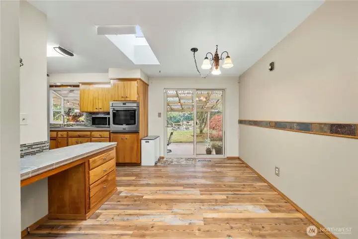Spacious dining nook