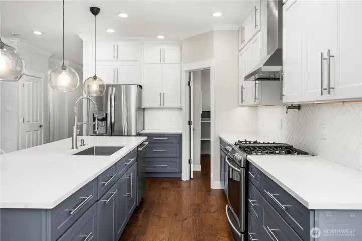 Lots of counter and cabinet space