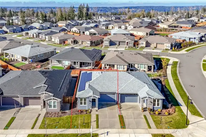 Duplex - end of street