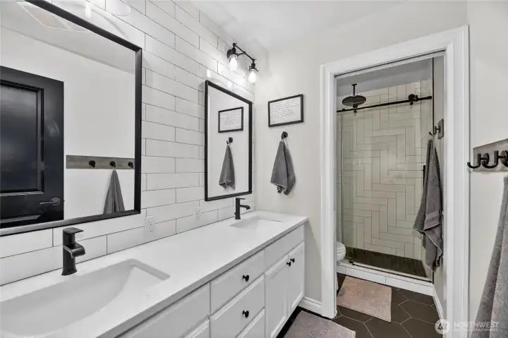 Updated Secondary Bathroom