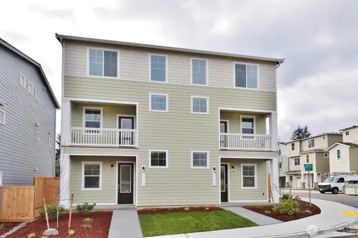 Example of the Benton floor plan to be located at 8776 151st Street E