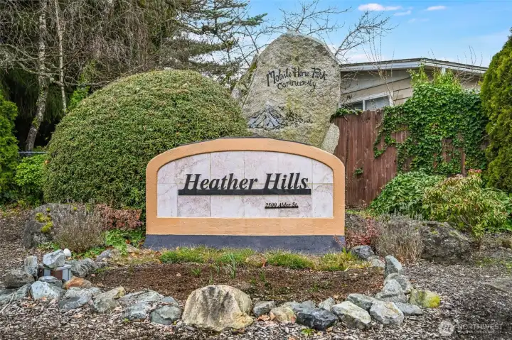 Welcome to the beautiful Heather Hills 55+ manufactured home community.