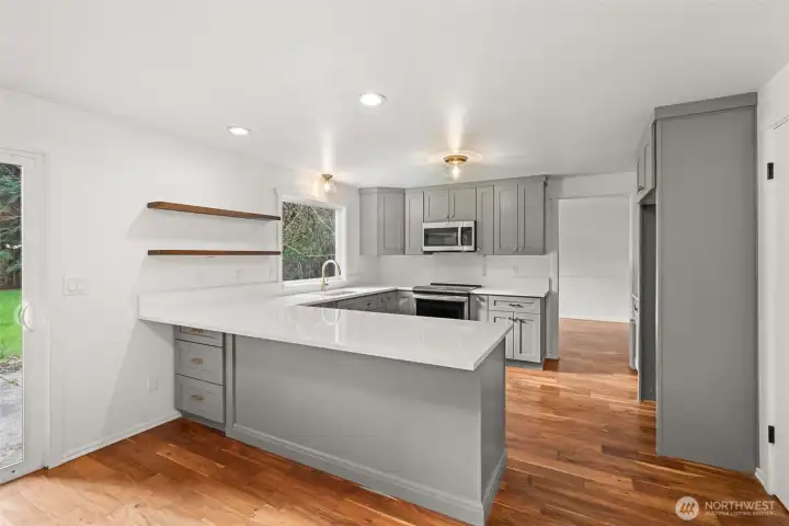 Beautiful NEW kitchen