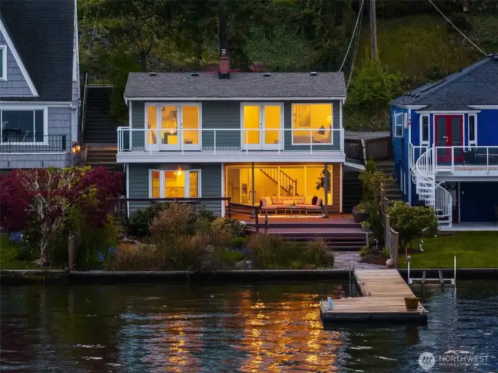 The home was designed to capture the expansive vistas from all main living areas through picture windows and French doors.