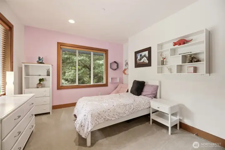 Upstairs Bedroom with walk in closet. Upstairs Bedroom with walk in closet.