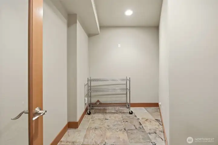 Wired with 220V, use this great space as a potential wine cellar, or perhaps the sauna you've always wanted? Time to get creative! No lack of space in this amazing home! Wired with 220V, use this great space as a potential wine cellar, or perhaps the sauna you've always wanted? Time to get creative! No lack of space in this amazing home!