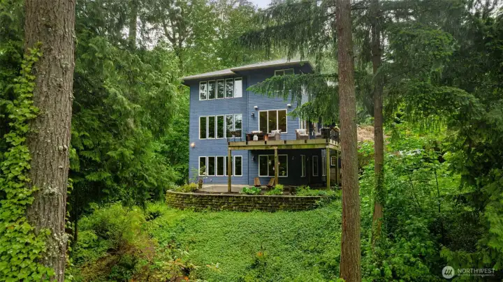 You've been dreaming of less noise, more privacy...you've found it. You've been dreaming of less noise, more privacy...you've found it.