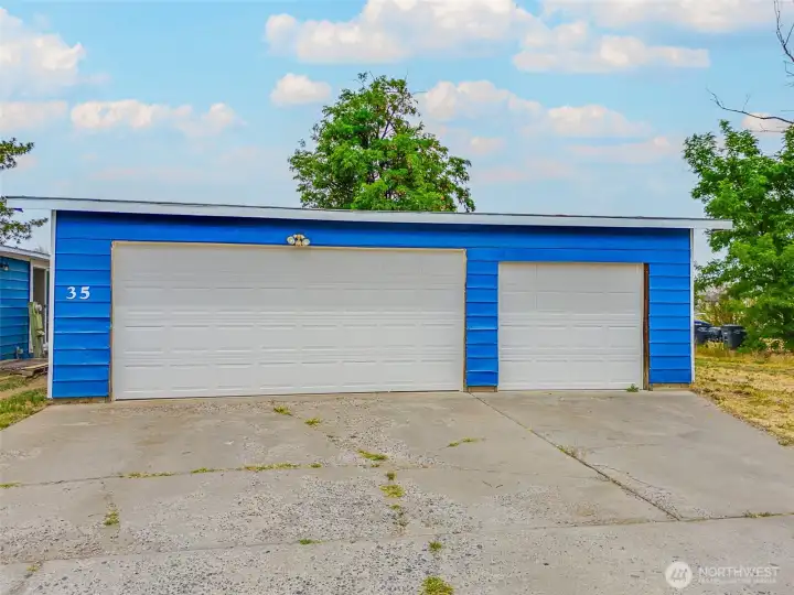 3 car garage with remote opener 3 car garage with remote opener