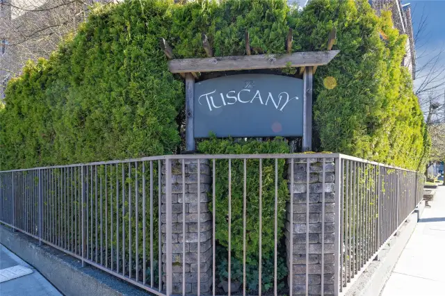 Tuscany Community