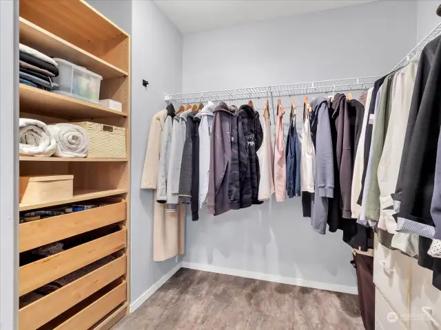 Walk-in closet