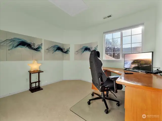 Upstairs office/bedroom