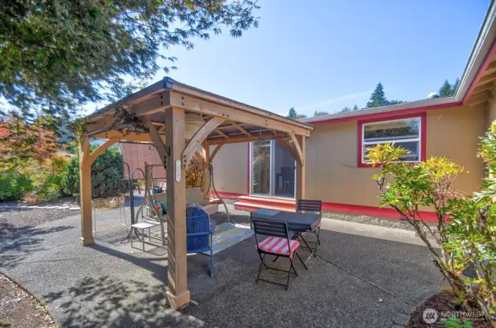 Enjoy summer evenings in the side yard