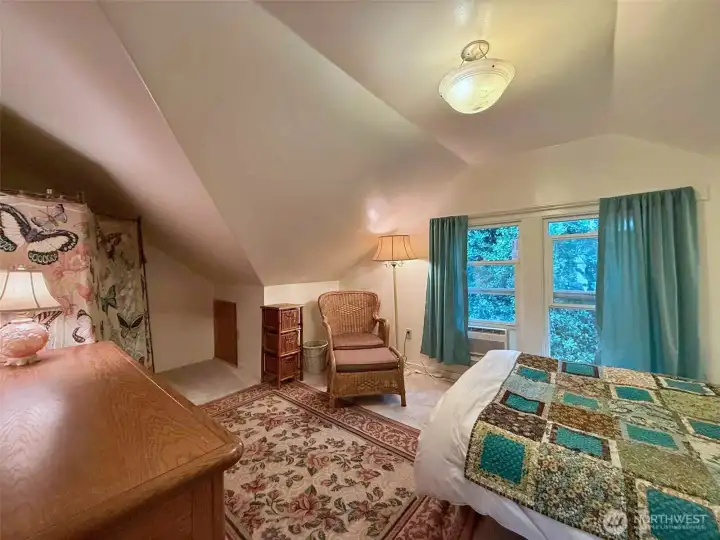 Upstairs bedroom