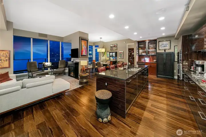 room for all or your favorite art collection