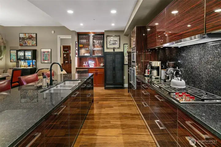 gorgeous finishes - Pedini solid wood cabinets