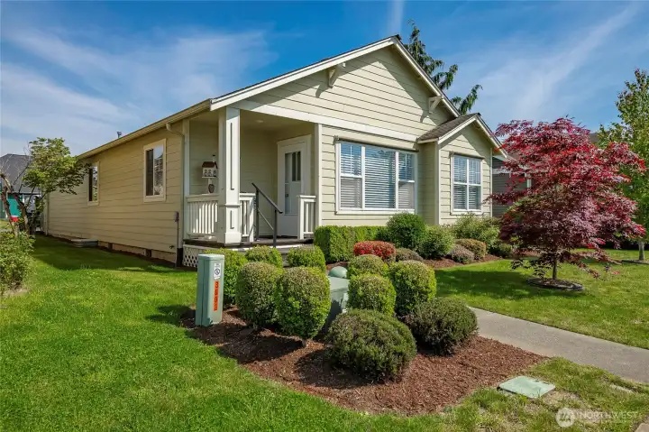 Welcome to 2172 Oak St. in Lynden! One-level home lovingly cared for by the original owners.