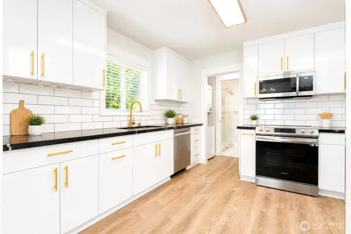 Kitchen 1