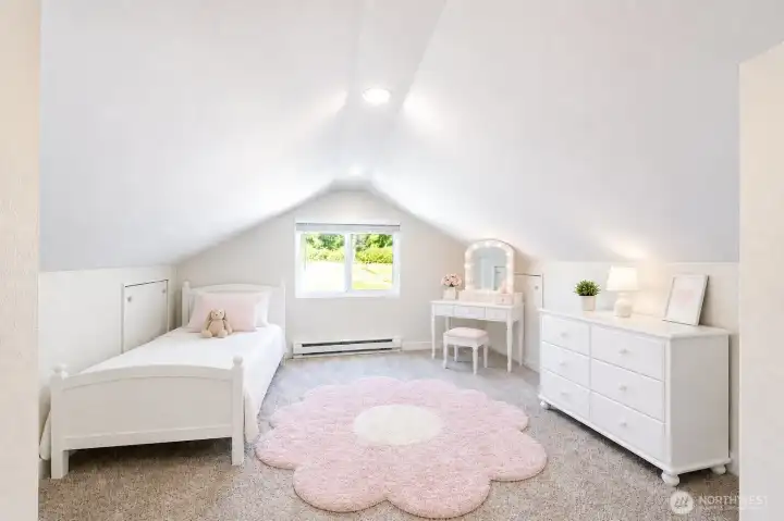 Upper Room 3