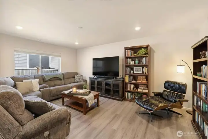 Living room (virtually staged)