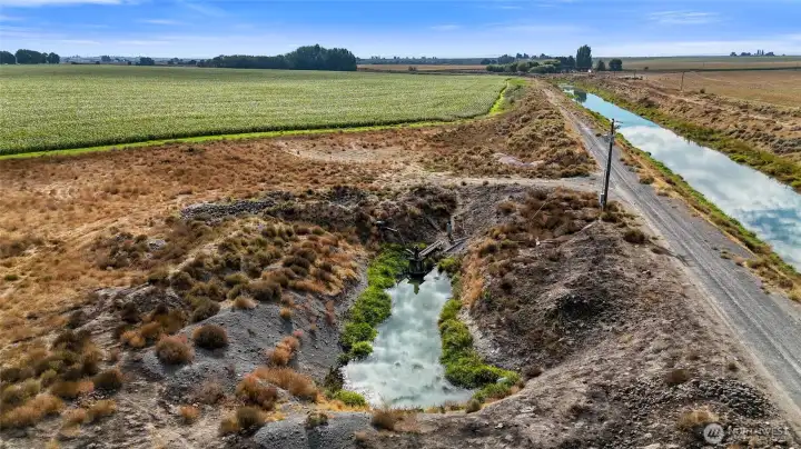 Irrigation Canal & Water Access Irrigation Canal & Water Access