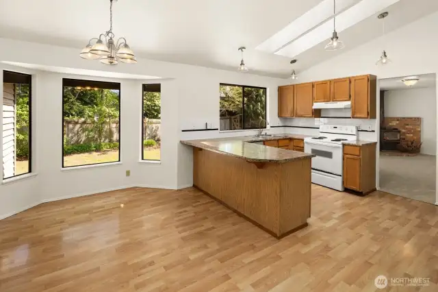 home has been virtually staged- see former photos of virtual staging.