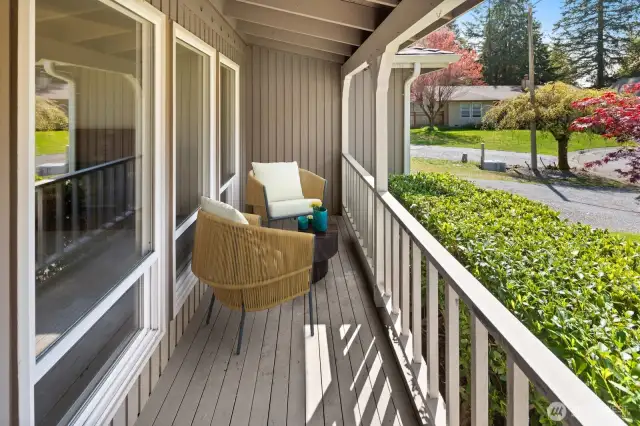 Who doesn't like a front porch.  This house is on a culdesac so it's the perfect place to watch the world go by-- w/ peace and quiet.