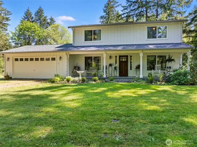 Your country home awaits!