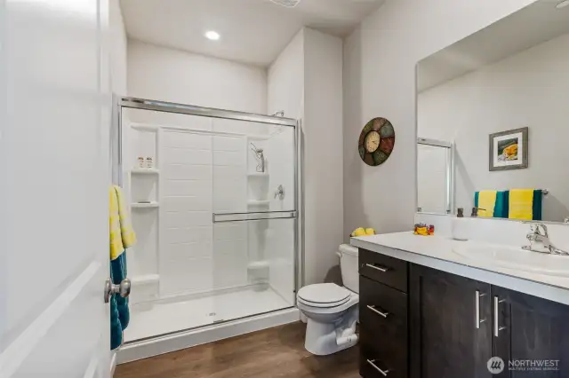 2nd Primary Suite Bath