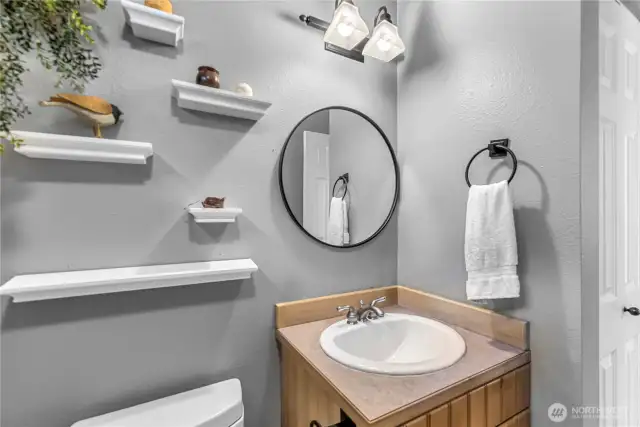 Main Floor Bath with Shower
