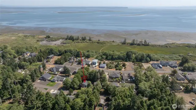Aerial view highlights your home's proximity to the lovely North Bay.