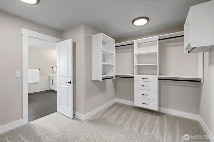 Photos are of a home in a different community and are for illustration purposes only to reflect typical finishes.  May depict seller enhancements.  Colors and options may vary.