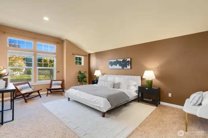 Primary w/ 2 walk-in closets, double vanities & soaking tub