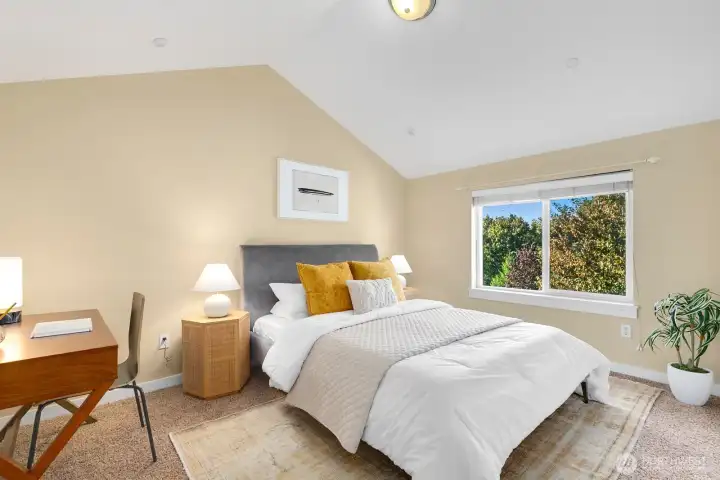 2nd Upper Bedroom