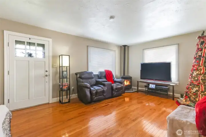 View of entry Living area from Hallway