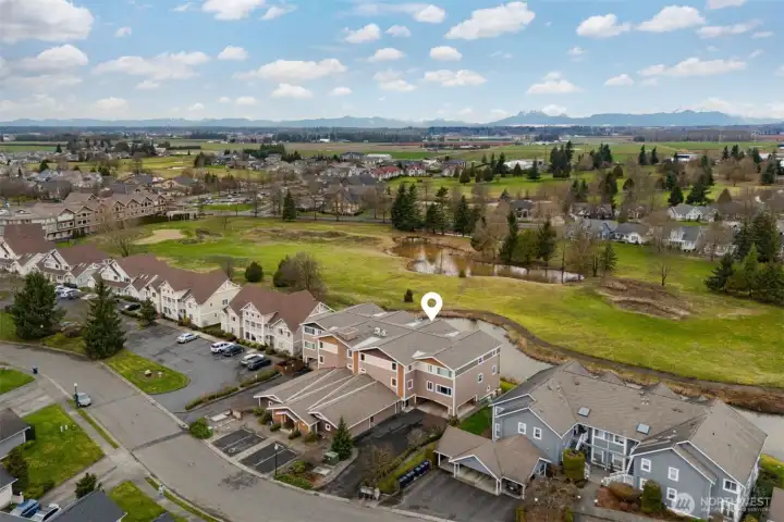 The 8 unit complex is conveniently located near Lynden amenities, parks and trails.