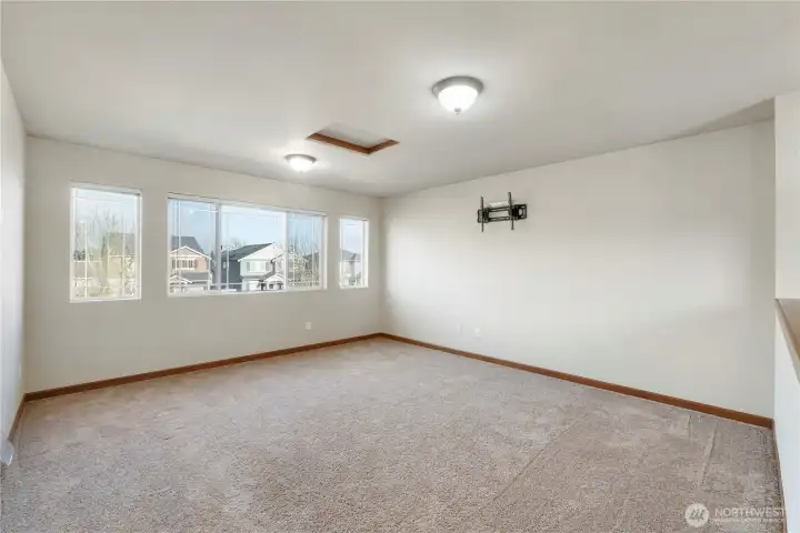 Seller left the TV mounting bracket.