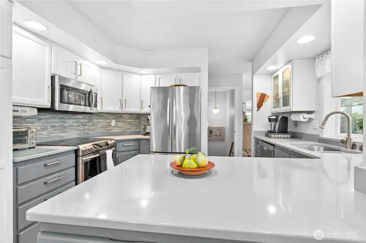 Plenty of countertops and storage in the kitchen!