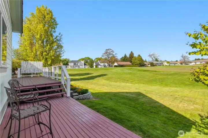 Imagine sunny Spring mornings and shady summer evenings on the deck with this peacful view
