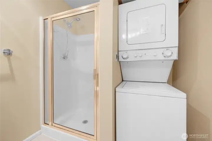 Washer and dryer included@