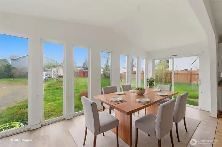 Sun Room/ Dining Room