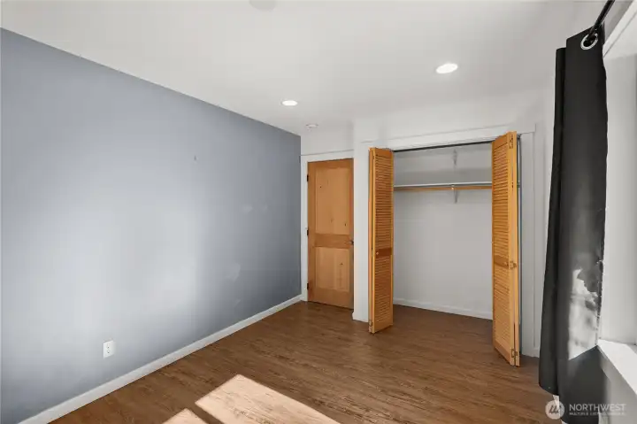2nd Bedroom