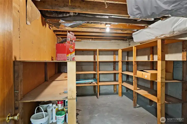 Storage or shop