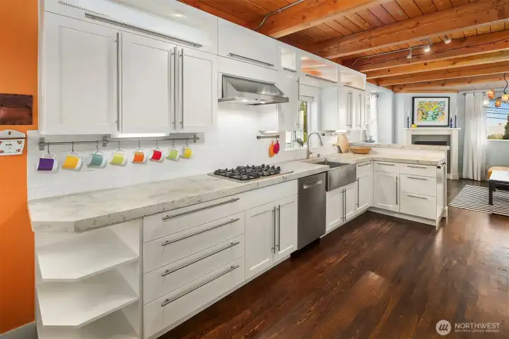 Gorgeous kitchen! Gorgeous kitchen!