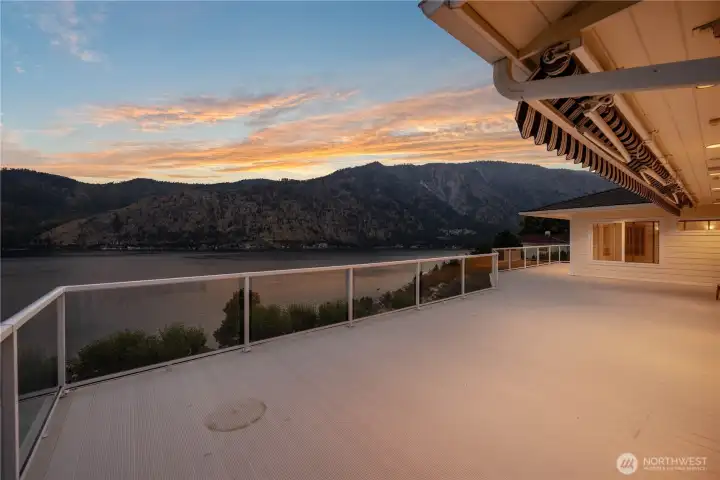Amazing space for outdoor entertaining. Amazing space for outdoor entertaining.