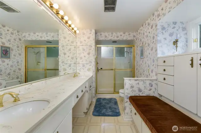 Primary bath