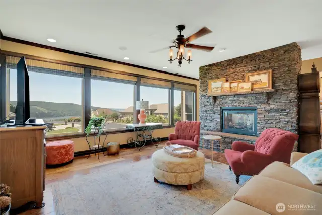 Family Room/Nook Faces West